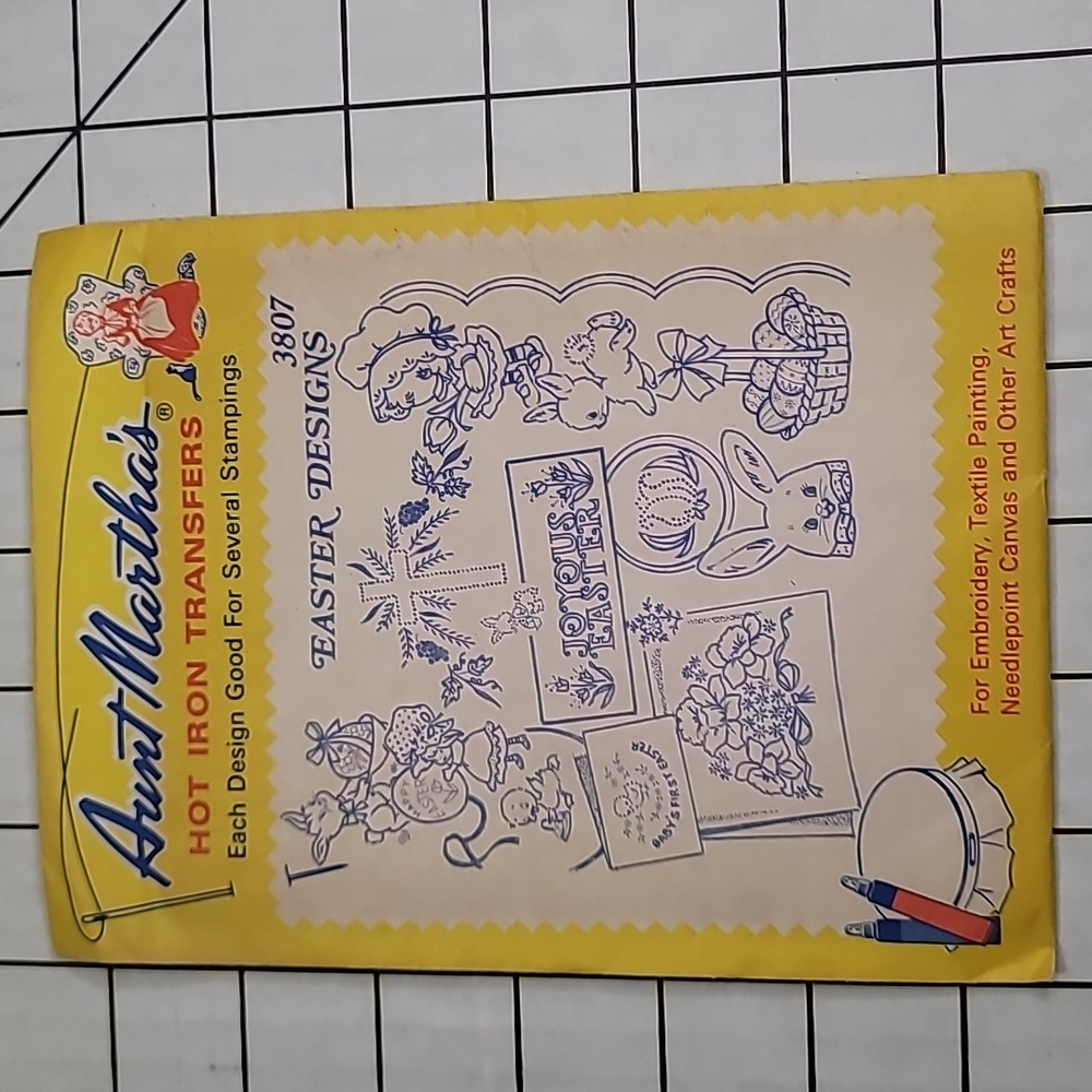 Aunt Martha's Hot Iron Transfers - Charming Designs Linens, 3807 Easter Designs